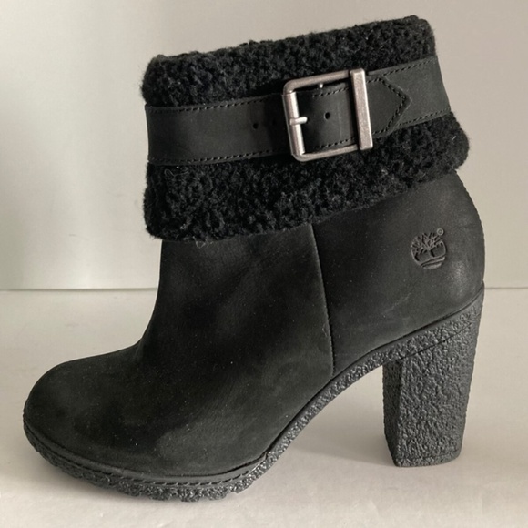Timberland Women's Glancy Teddy Fleece Boots Booties Faux Fur Leather 6M - NWOB - Picture 1 of 16